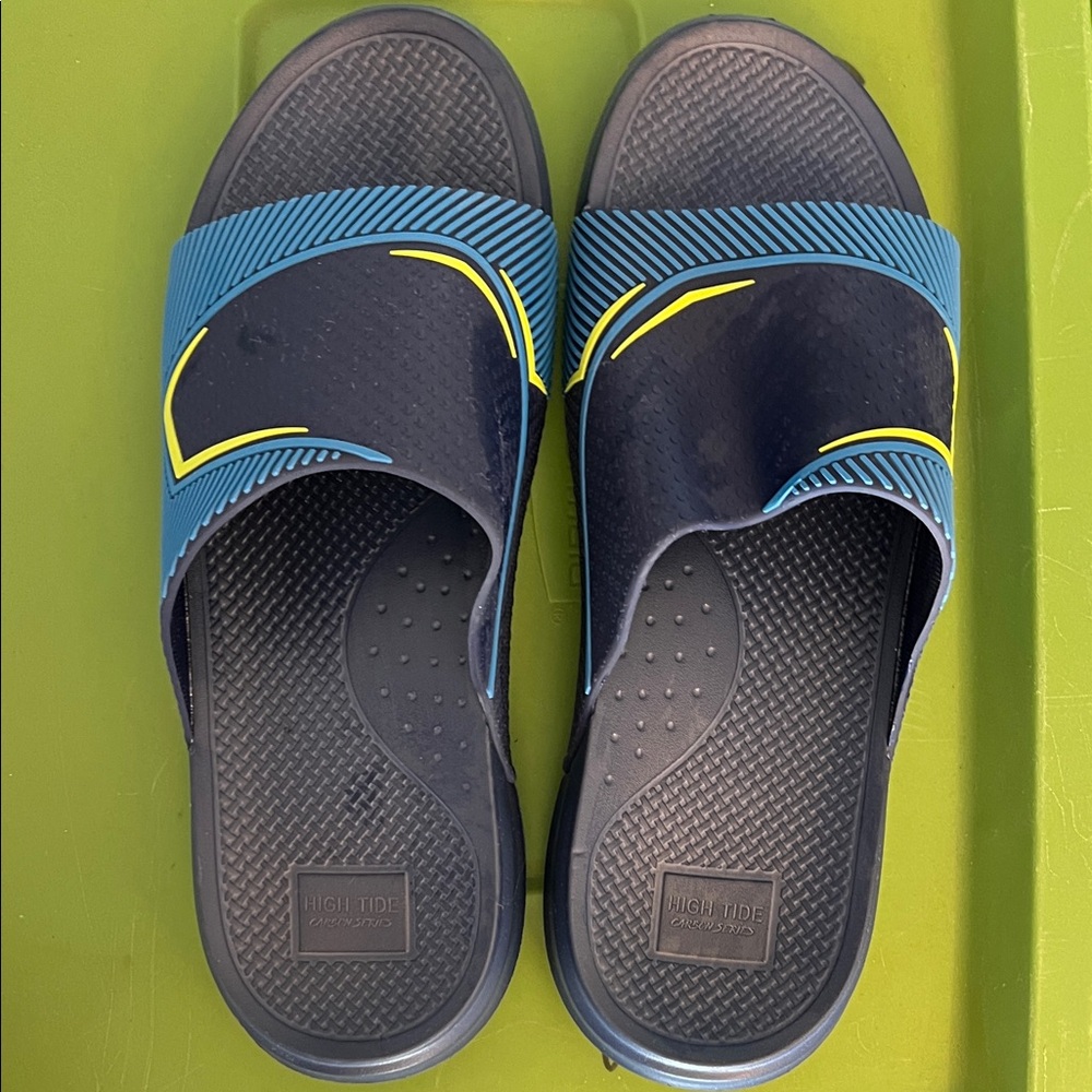 High Tide Men's Blue and Yellow Sandals